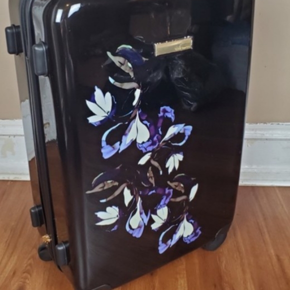 Vince Camuto Maybel 25” Hardside Spinner Suitcase - Picture 1 of 5